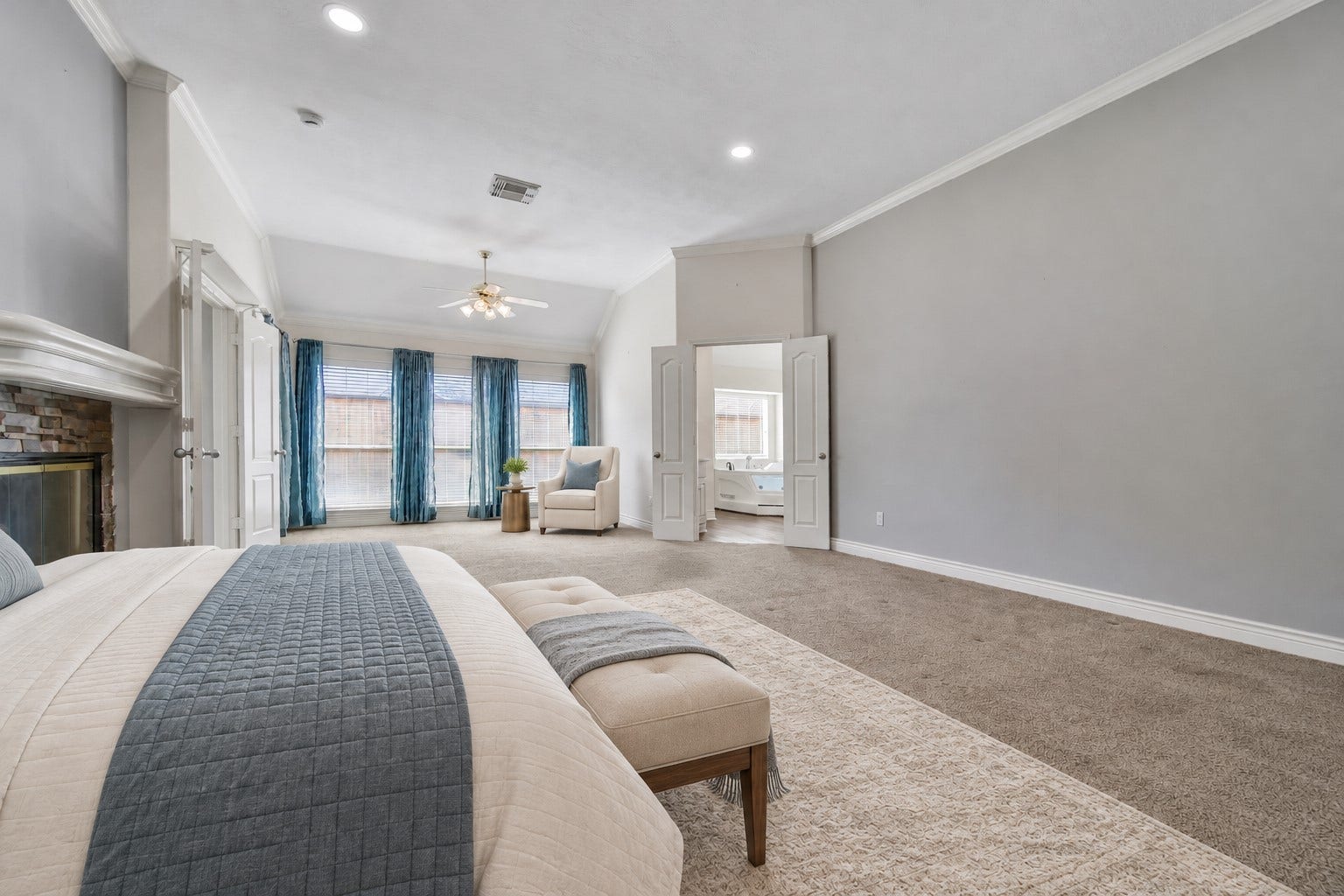 5918 Greenway Manor Lane, Spring, TX 77373 Virtually staged.