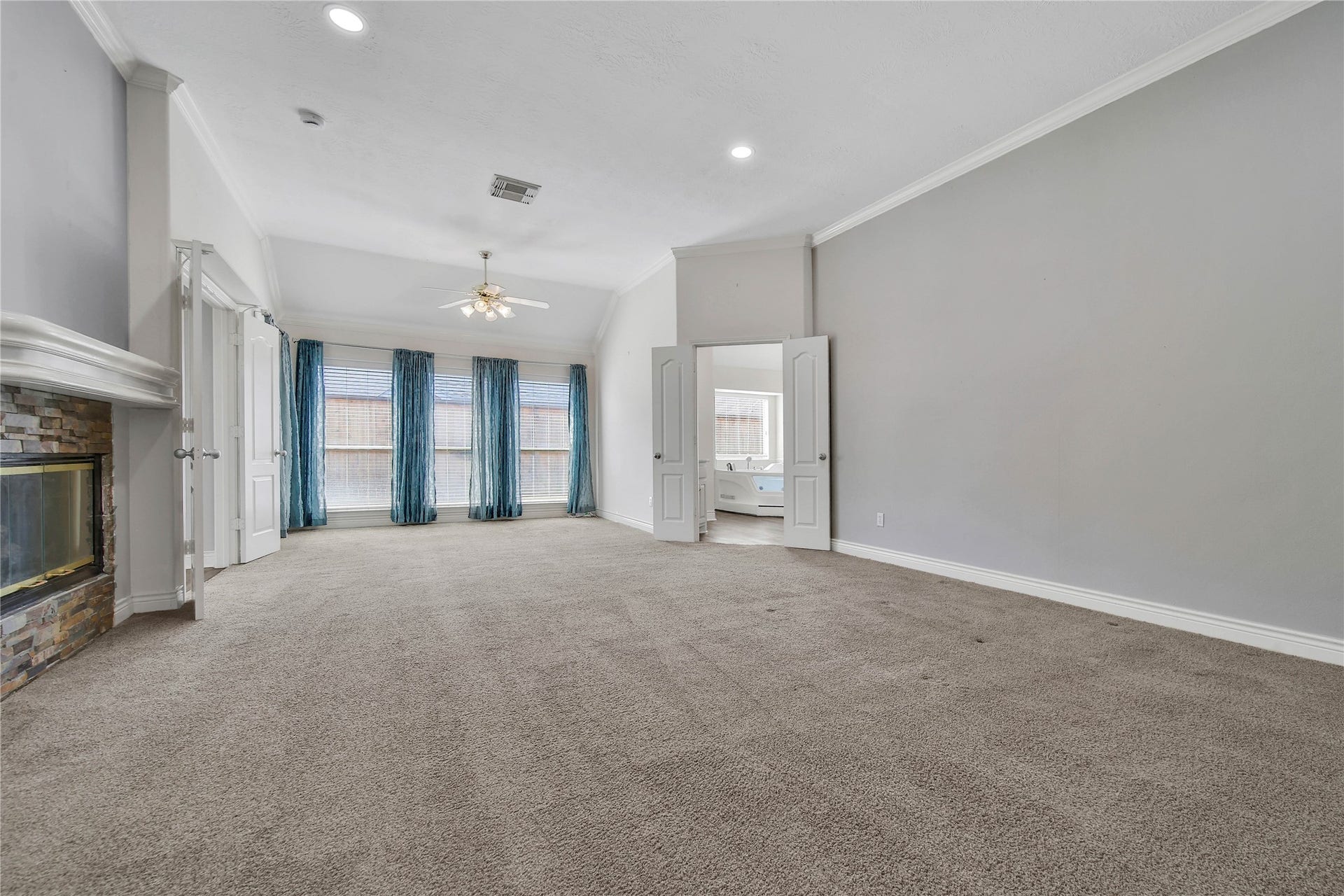5918 Greenway Manor Lane, Spring, TX 77373 5918 Greenway Manor Lane, Spring, TX 77373