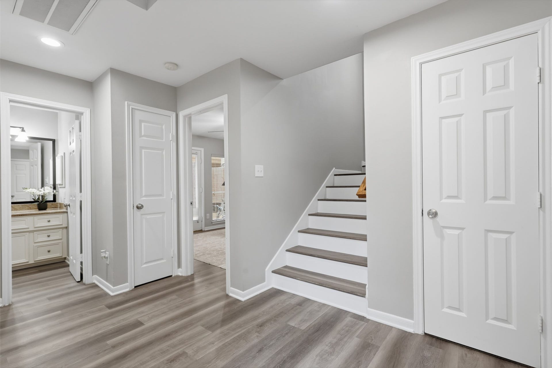 832 Cohn Street, Houston, TX 77007