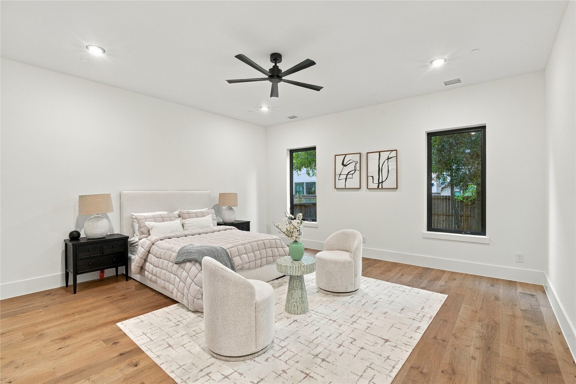 4629 Pine Street, Bellaire, TX 77401 4629 Pine Street, Bellaire, TX 77401