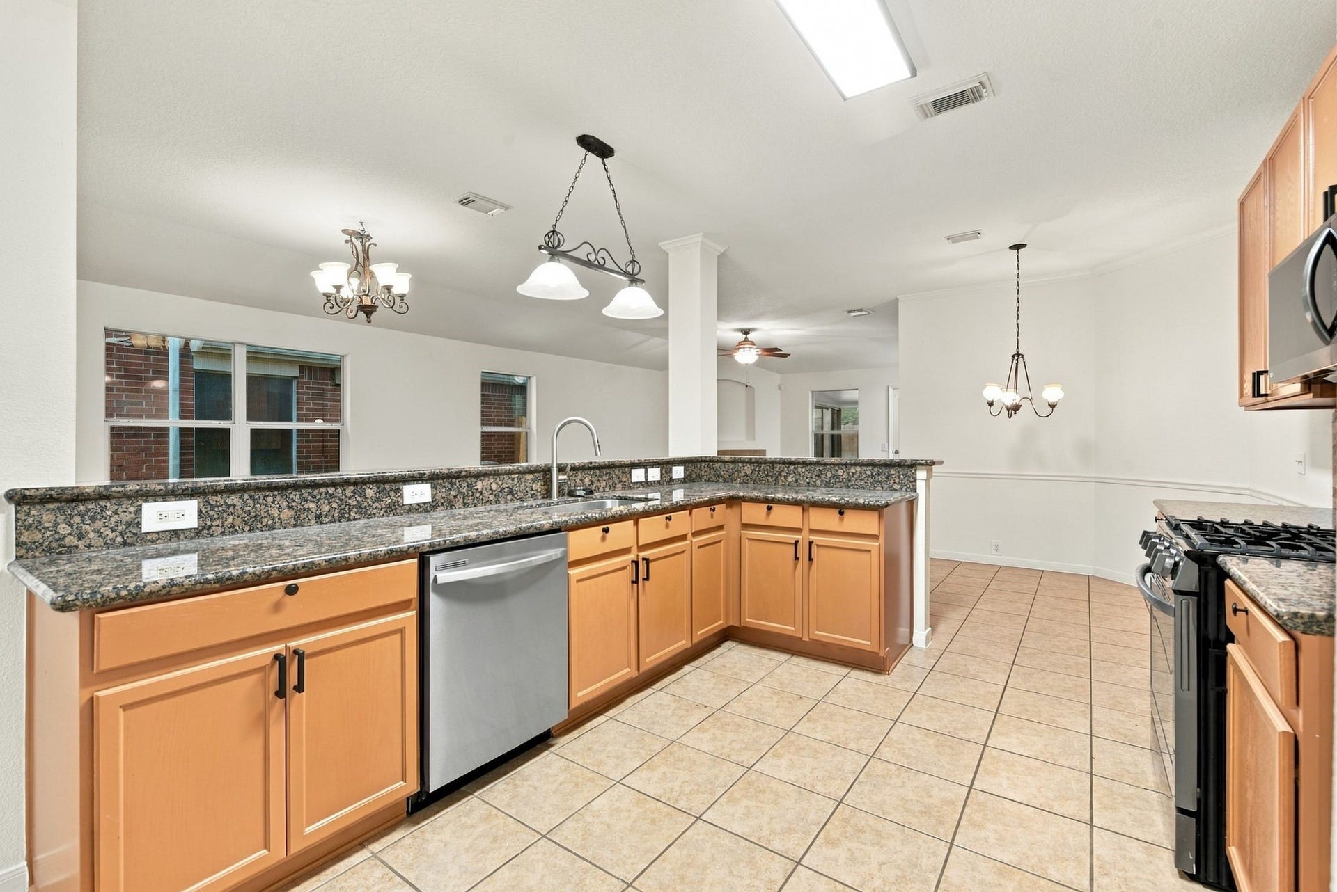 17438 Hoover Gardens Drive, Houston, TX 77095 17438 Hoover Gardens Drive, Houston, TX 77095