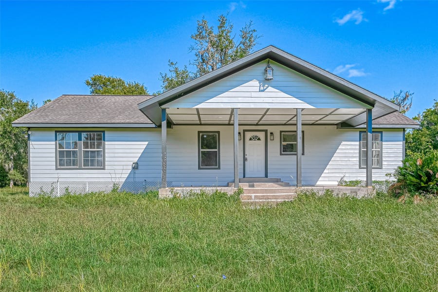 Property photo for 106 County Road 416, Brazoria, TX