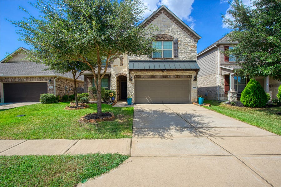Property photo for 24910 Grand Sapphire Lane, Katy, TX
