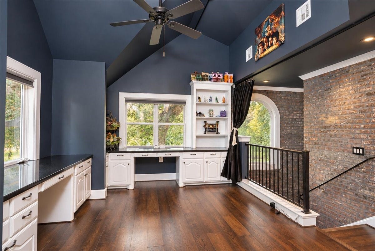 8514 Haven Way, Tomball, TX 77375 Work from home or help with homework in this bright desk area, featuring built-ins, a ceiling fan, and windows that bring in natural light and wonderful views.