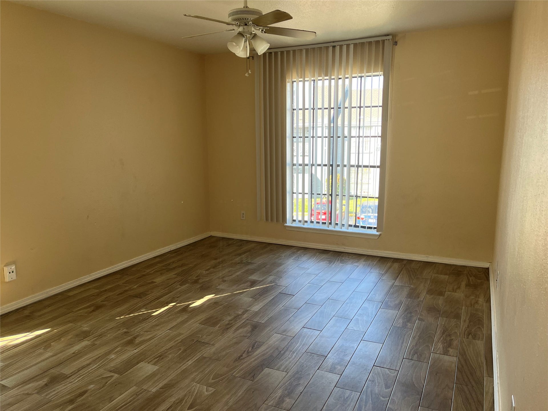 12500 Sandpiper Drive, #76, Houston, TX 77035