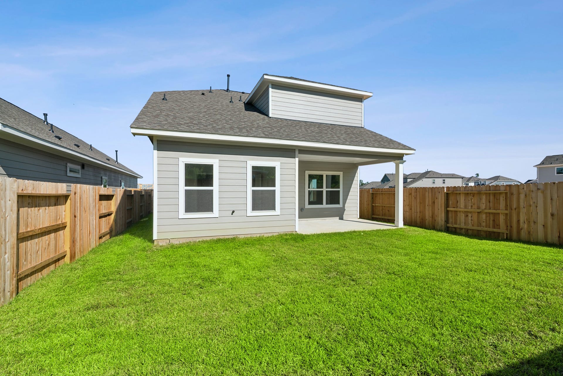 39523 Yellow Heron Way, Magnolia, TX 77354 Home under construction, photo used for illustrative purposes only, colors and options will vary.