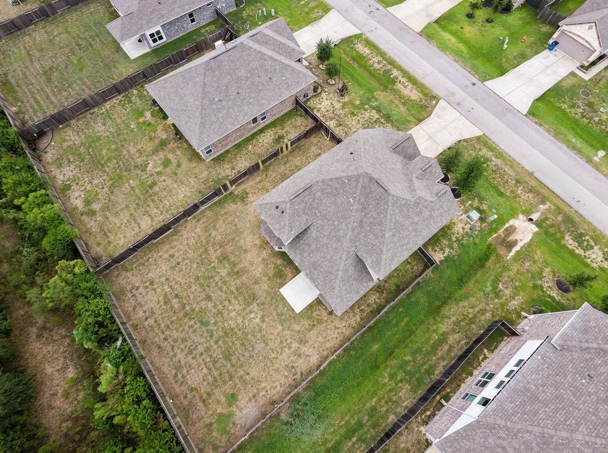 662 W Linnwood Drive, Woodbranch, TX 77357 No back neighbors