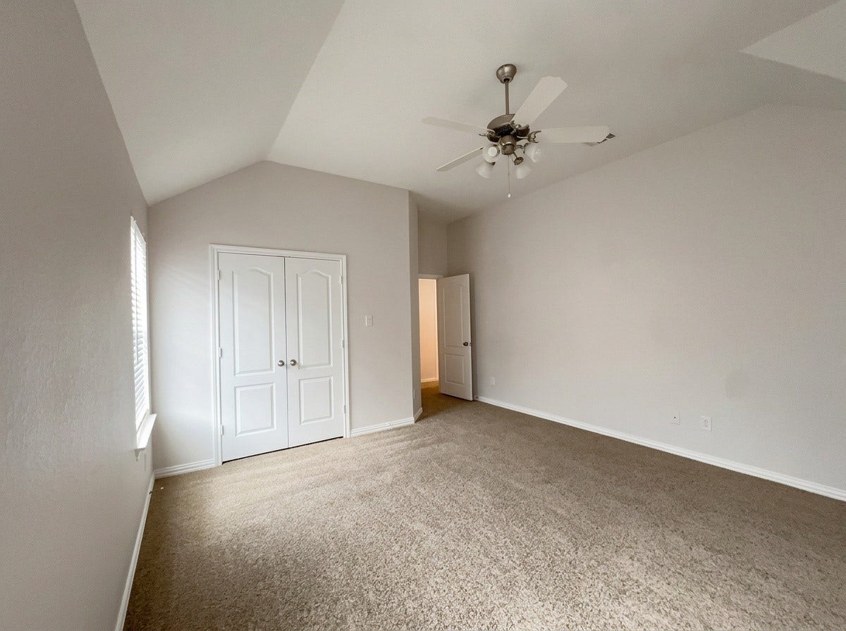 662 W Linnwood Drive, Woodbranch, TX 77357 Primery Bedroom #2 - 2nd Floor