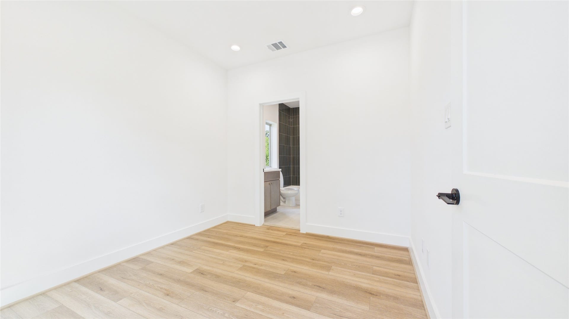 4203 Arlington Street, Houston, TX 77018 Bedroom 1 first floor