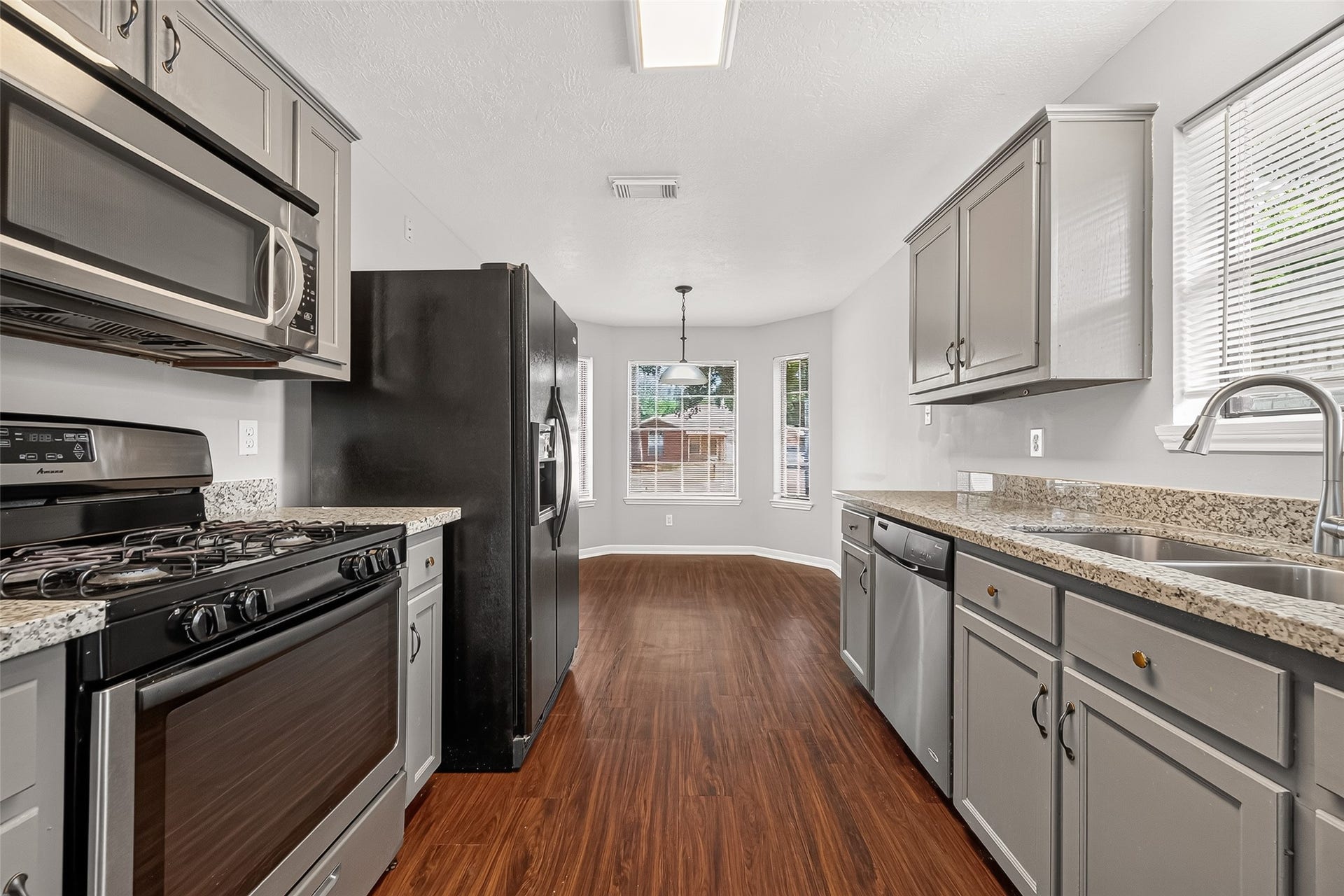 14418 Golden Cypress Lane, Cypress, TX 77429 Refrigerator not included