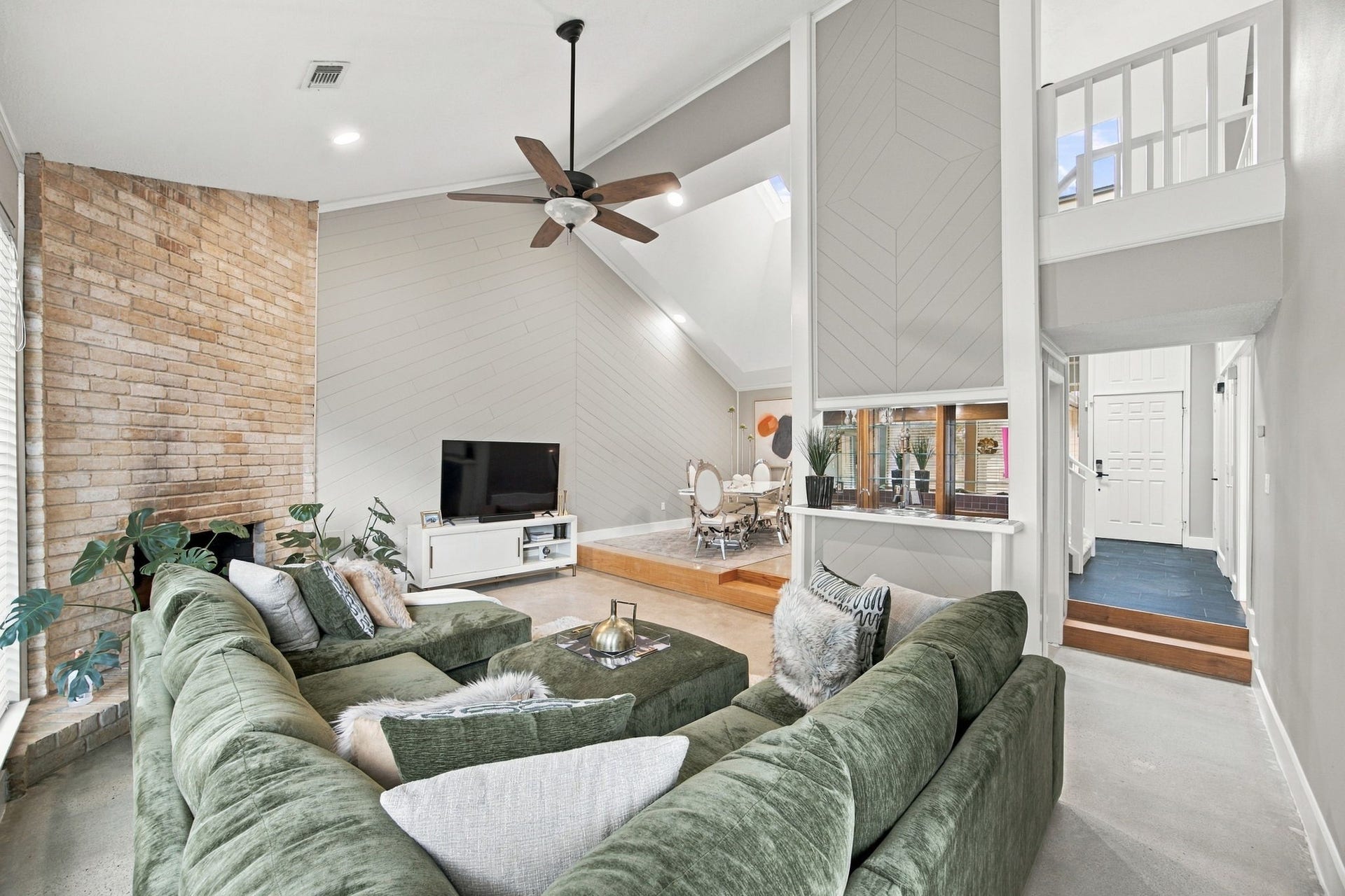 20134 Atascocita Shores Drive, Humble, TX 77346 20134 Atascocita Shores Drive, Humble, TX 77346