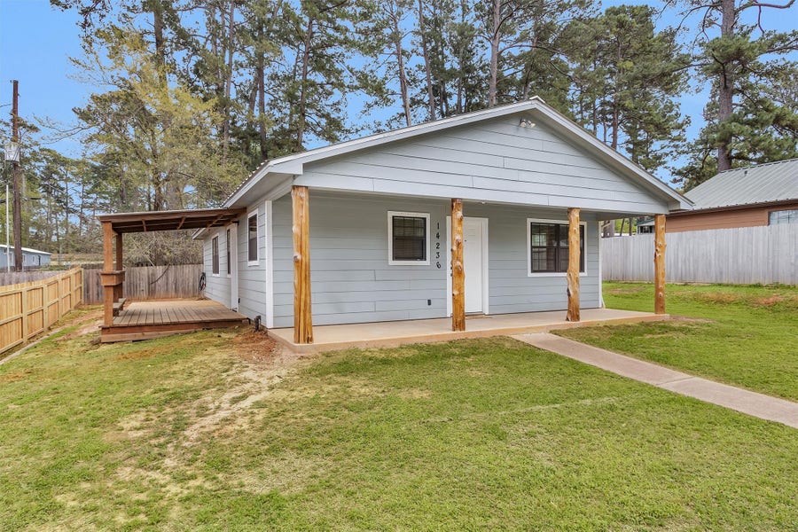 Property photo for 14236 E Ravine Run, Willis, TX