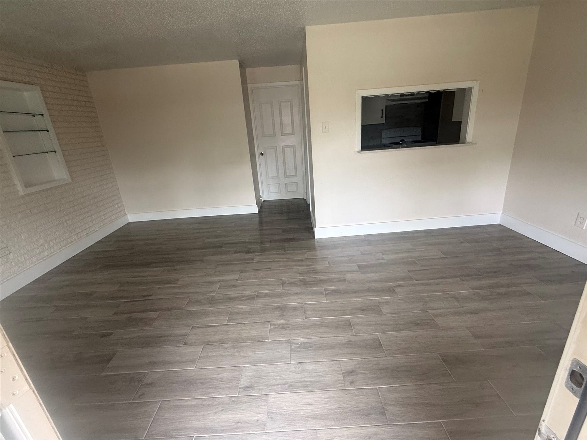 705 N Main Street, #I, Galena Park, TX 77547 Entry