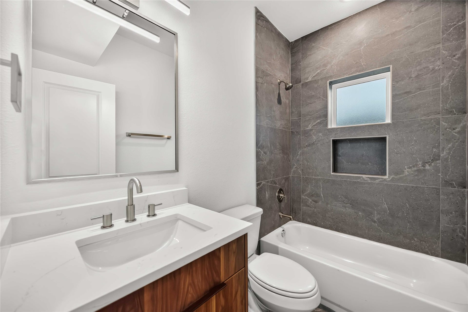 959 Ringold Street, #A/B, Houston, TX 77088 959 Ringold Street, #A/B, Houston, TX 77088