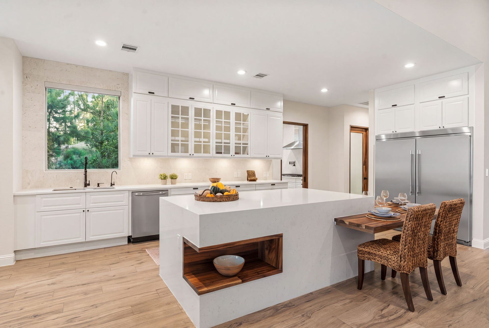 25202 Tara Bend Court, Tomball, TX 77375 25202 Tara Bend Court, Tomball, TX 77375