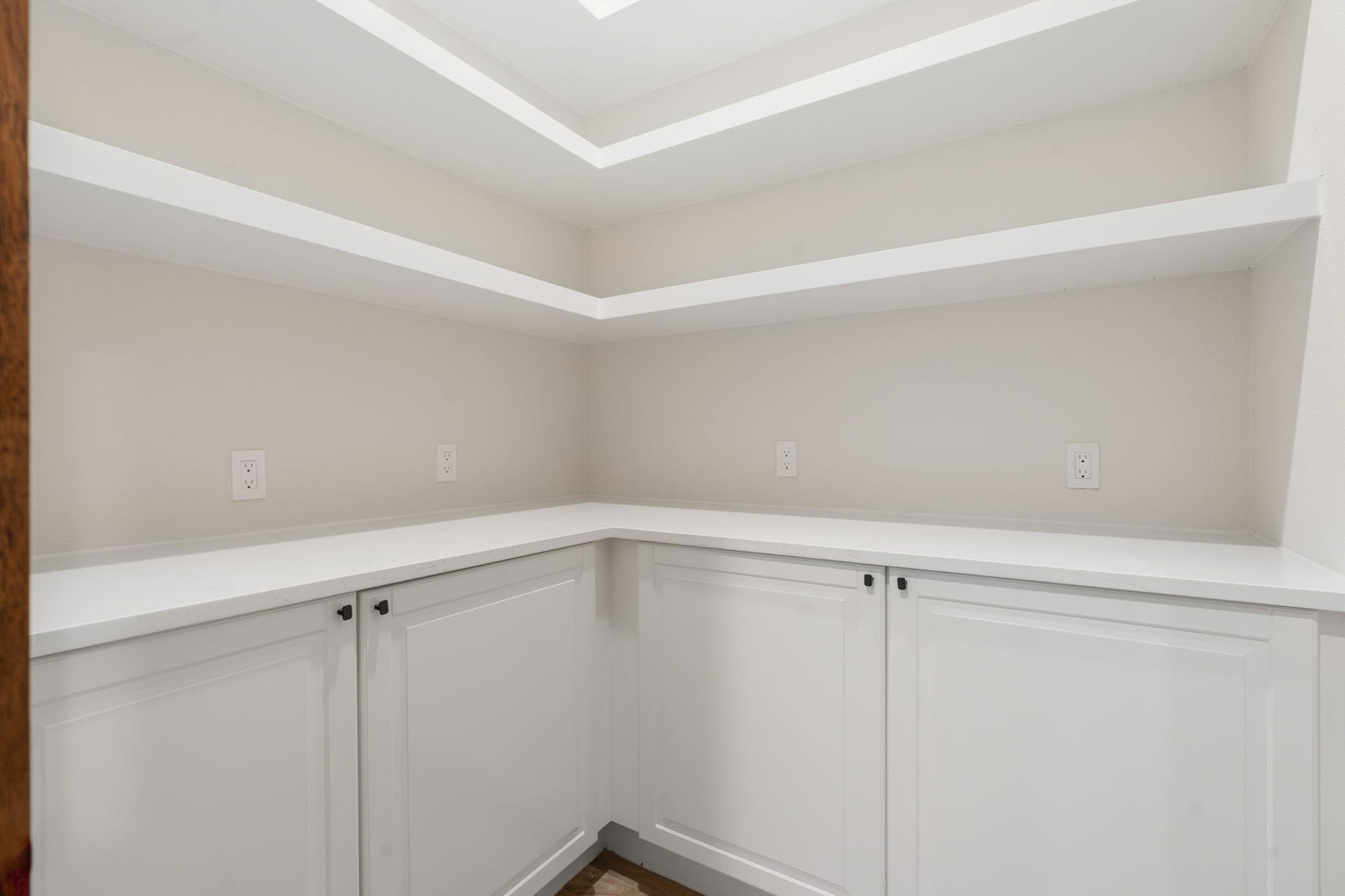 25202 Tara Bend Court, Tomball, TX 77375 Pantry