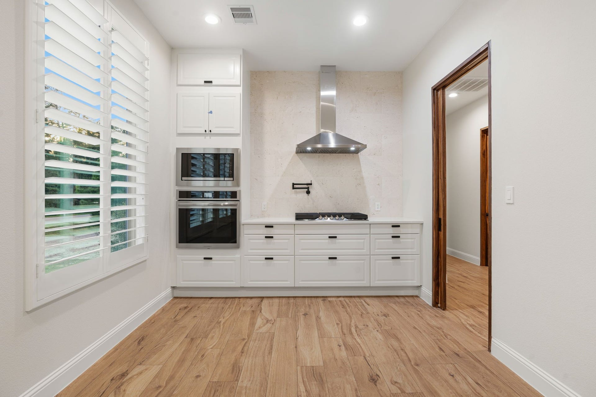 25202 Tara Bend Court, Tomball, TX 77375 25202 Tara Bend Court, Tomball, TX 77375