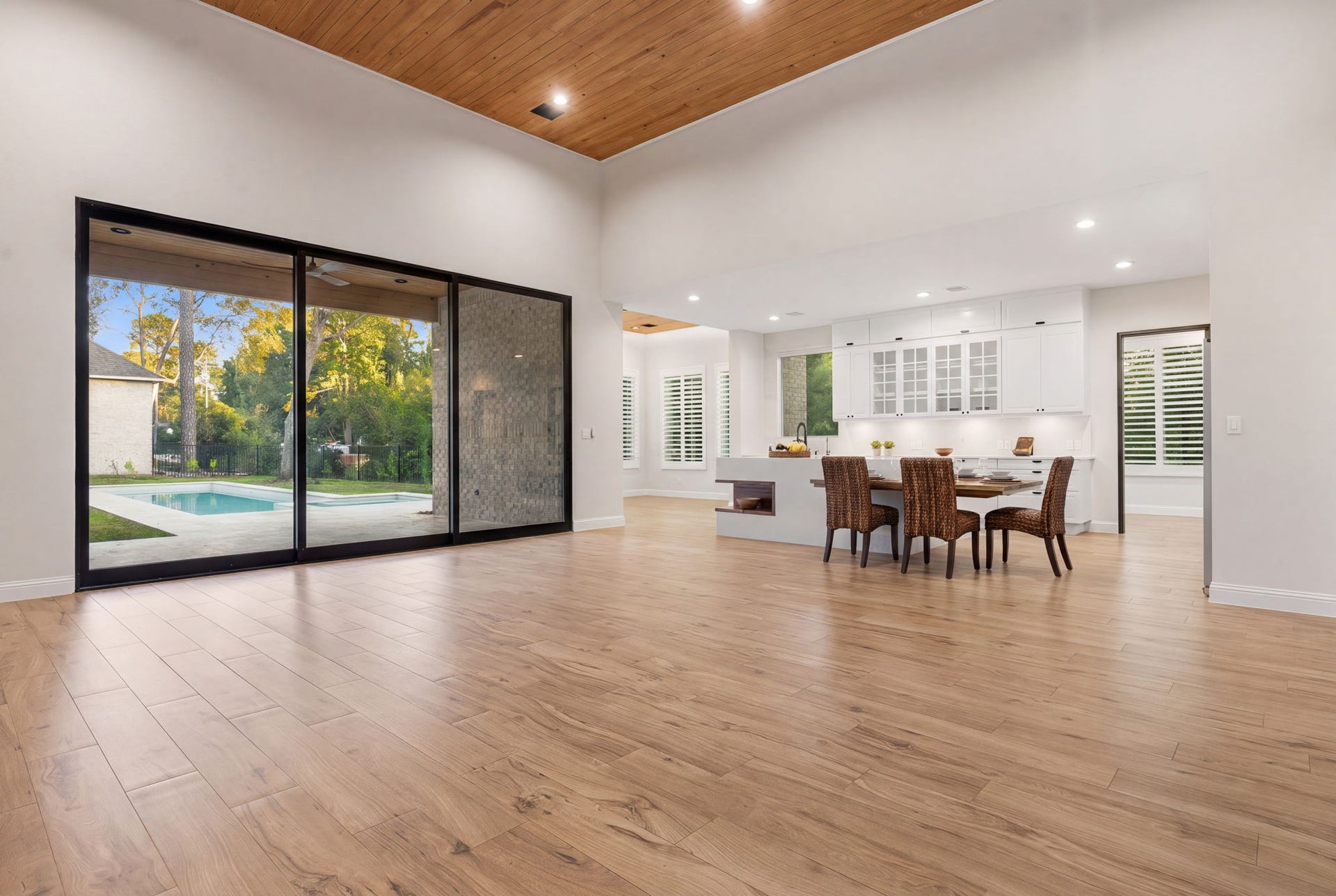 25202 Tara Bend Court, Tomball, TX 77375 25202 Tara Bend Court, Tomball, TX 77375