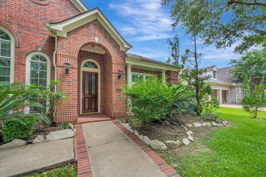 Property photo for 15511 Pinenut Bay Court, Houston, TX