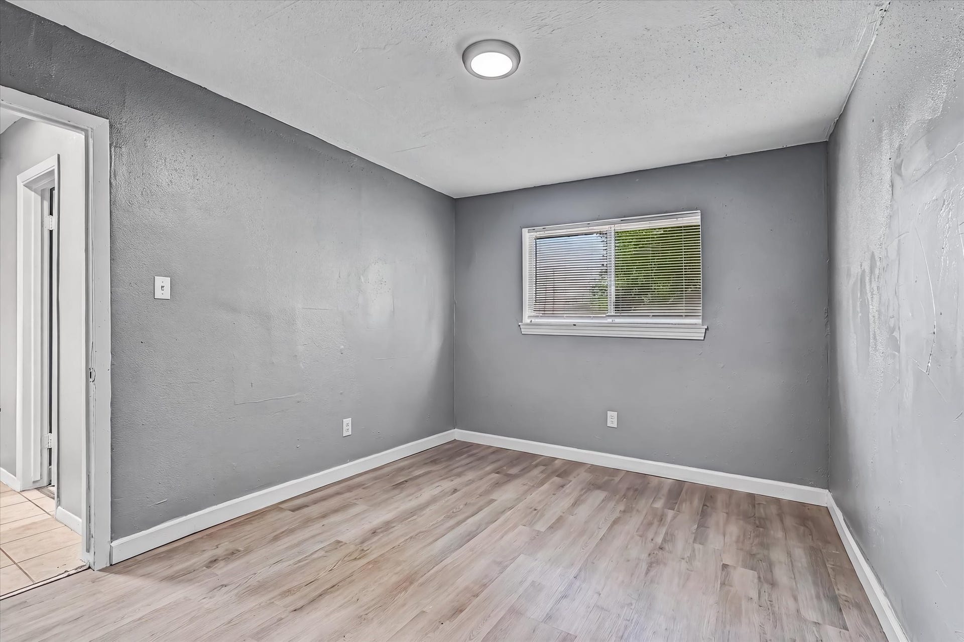 5534 Arapahoe Street, #4, Houston, TX 77020 5534 Arapahoe Street, #4, Houston, TX 77020