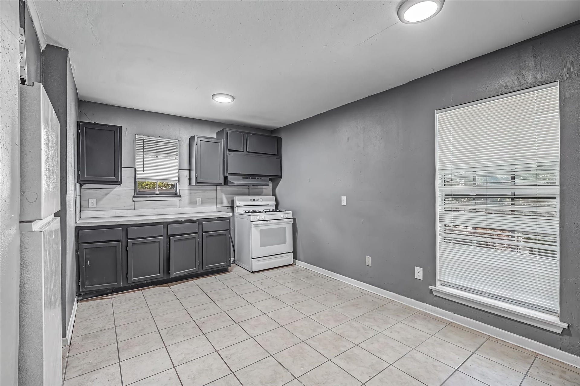 5534 Arapahoe Street, #4, Houston, TX 77020 5534 Arapahoe Street, #4, Houston, TX 77020