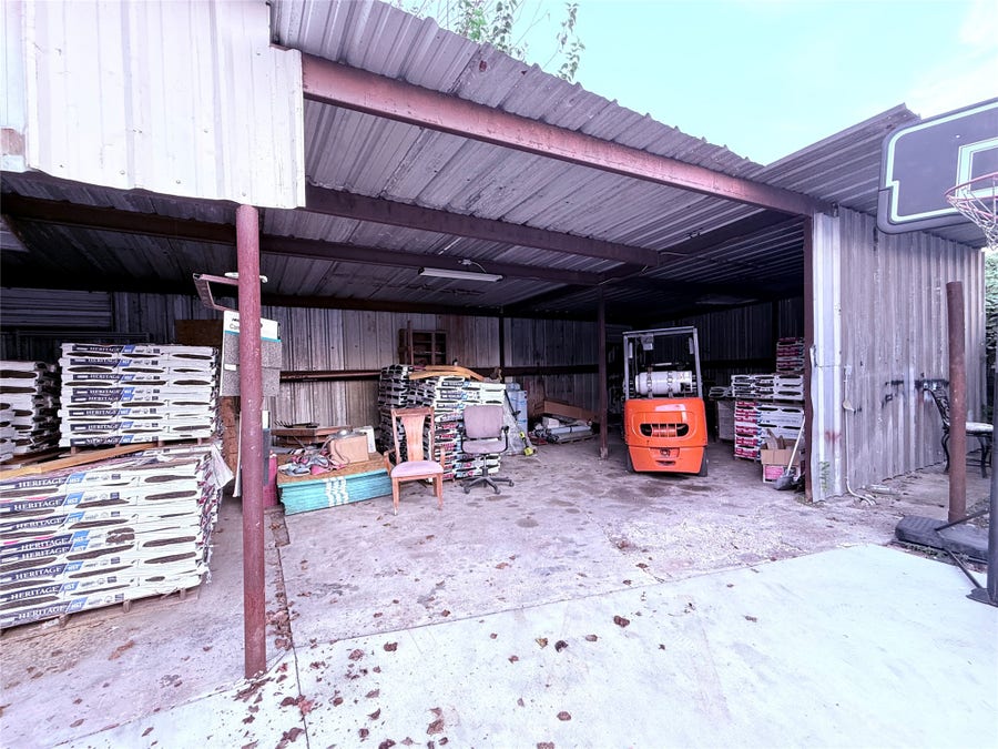 Property photo for 6325 Cullen Boulevard, Houston, TX