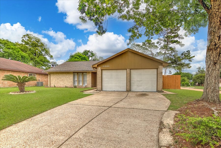 Property photo for 19006 Neath Street, Humble, TX