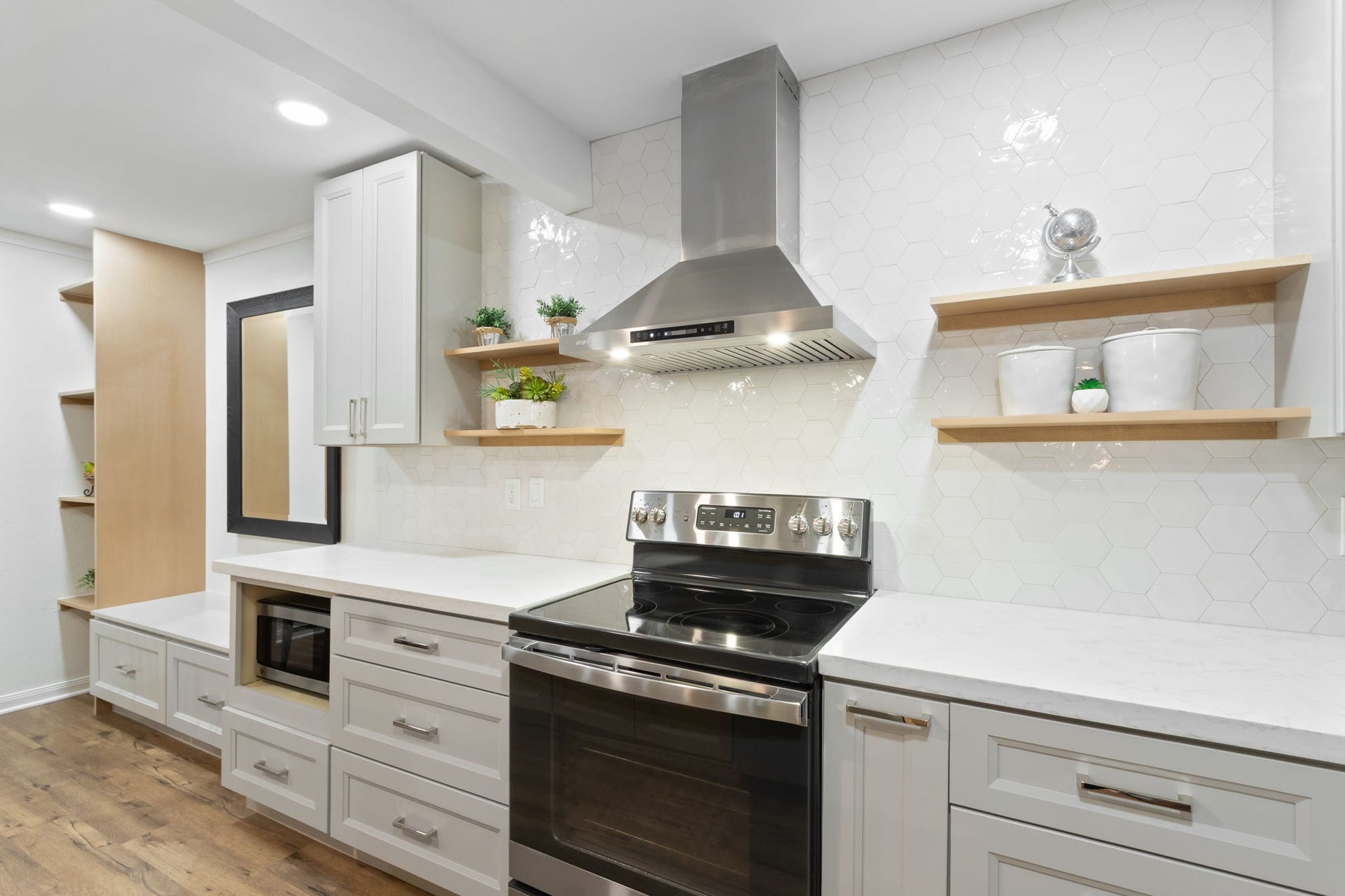 6663 Bayou Glen Road, Houston, TX 77057 All appliances included