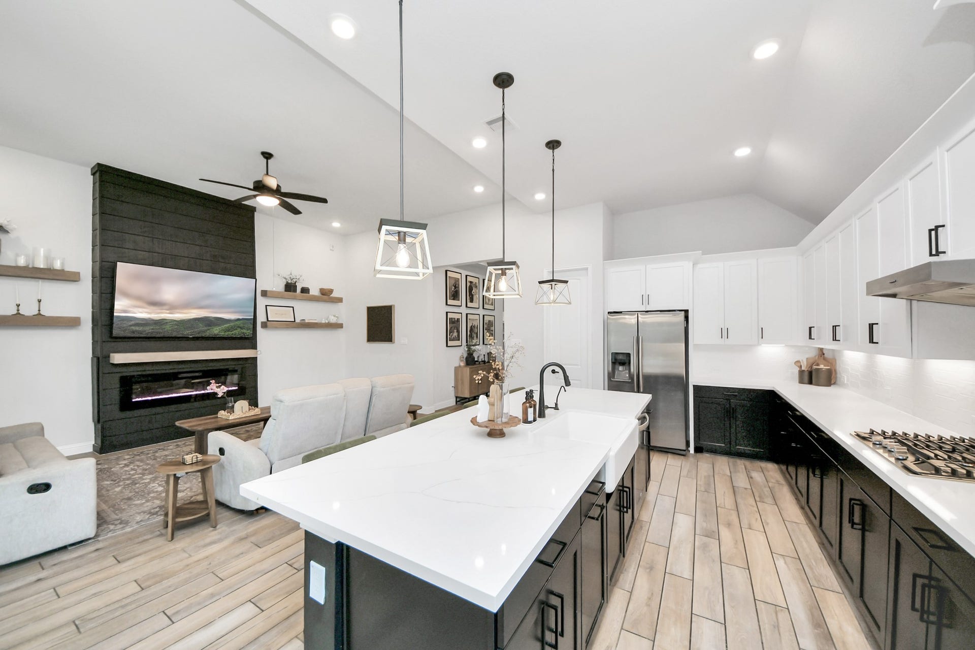603 Running Iron Lane, Magnolia, TX 77354