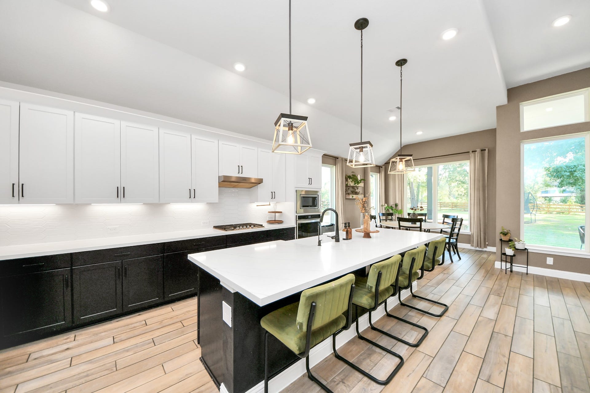 603 Running Iron Lane, Magnolia, TX 77354