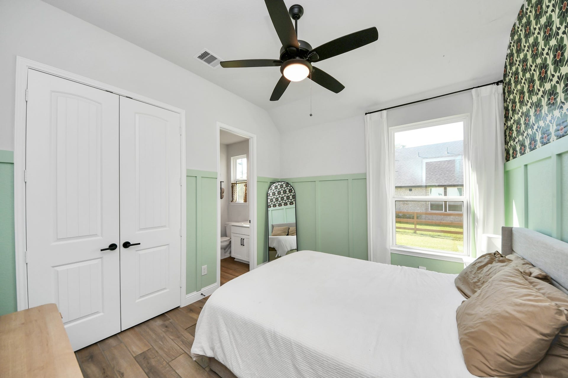 603 Running Iron Lane, Magnolia, TX 77354