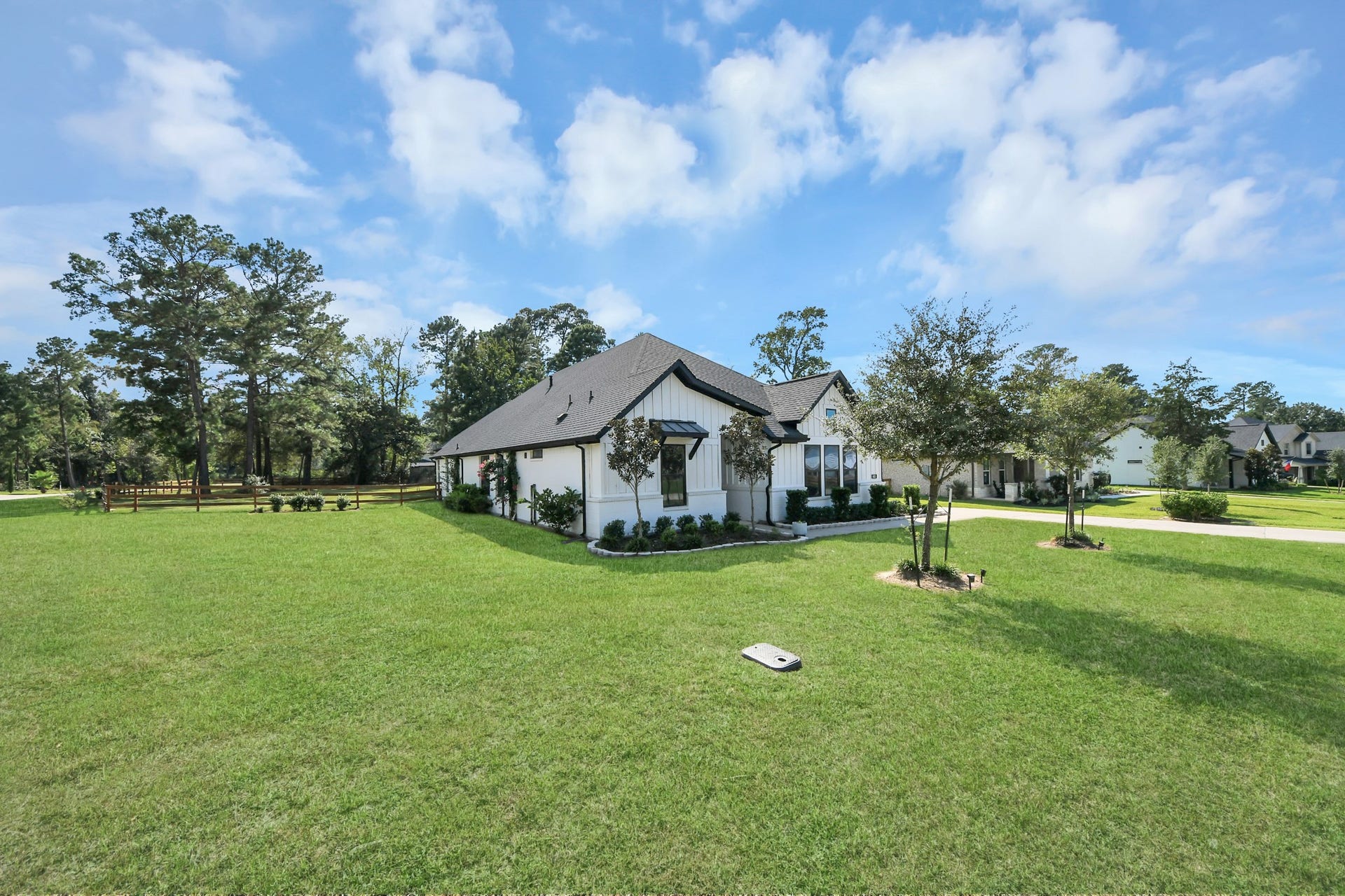 603 Running Iron Lane, Magnolia, TX 77354