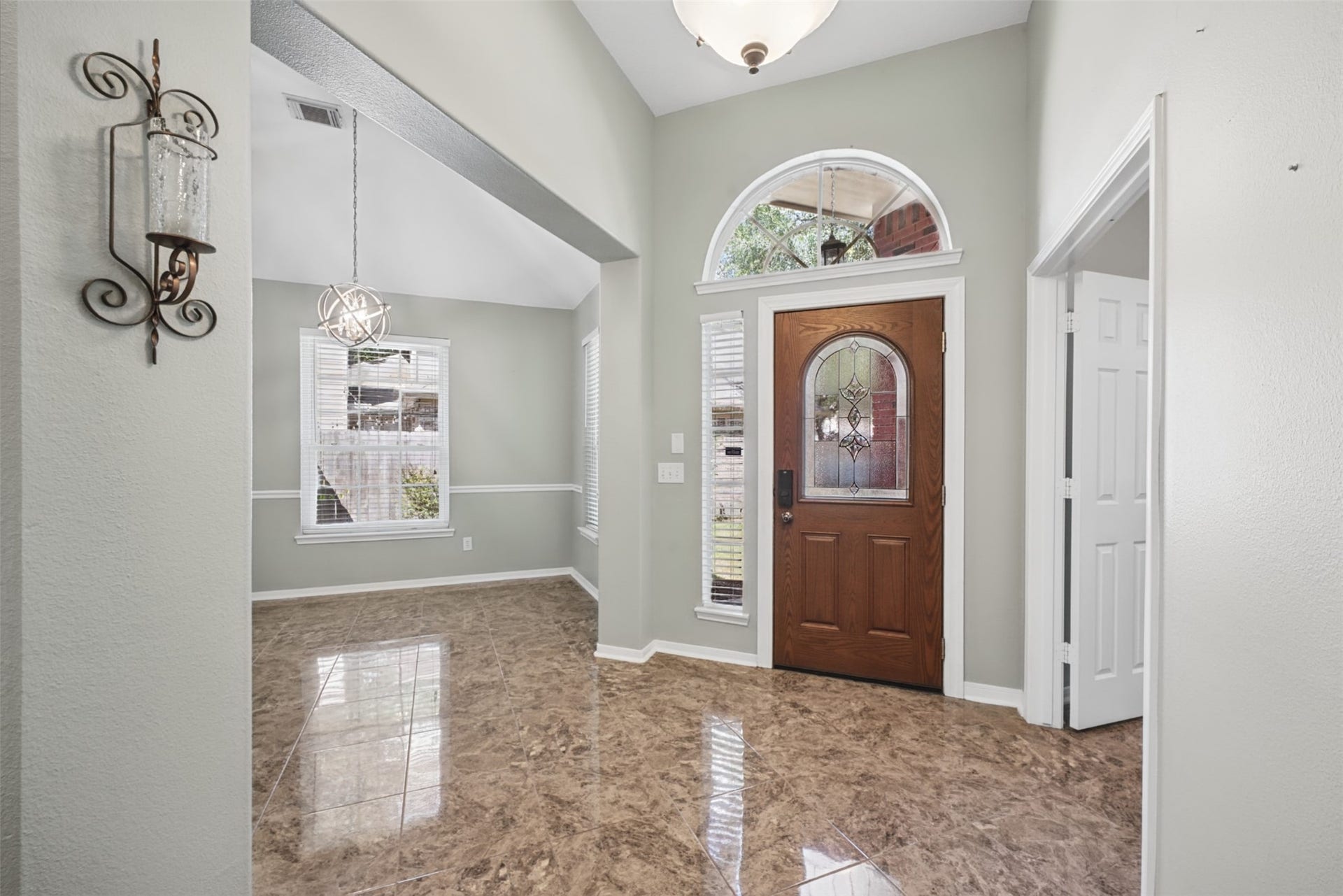 116 N Acacia Park Circle, The Woodlands, TX 77832 116 N Acacia Park Circle, The Woodlands, TX 77832
