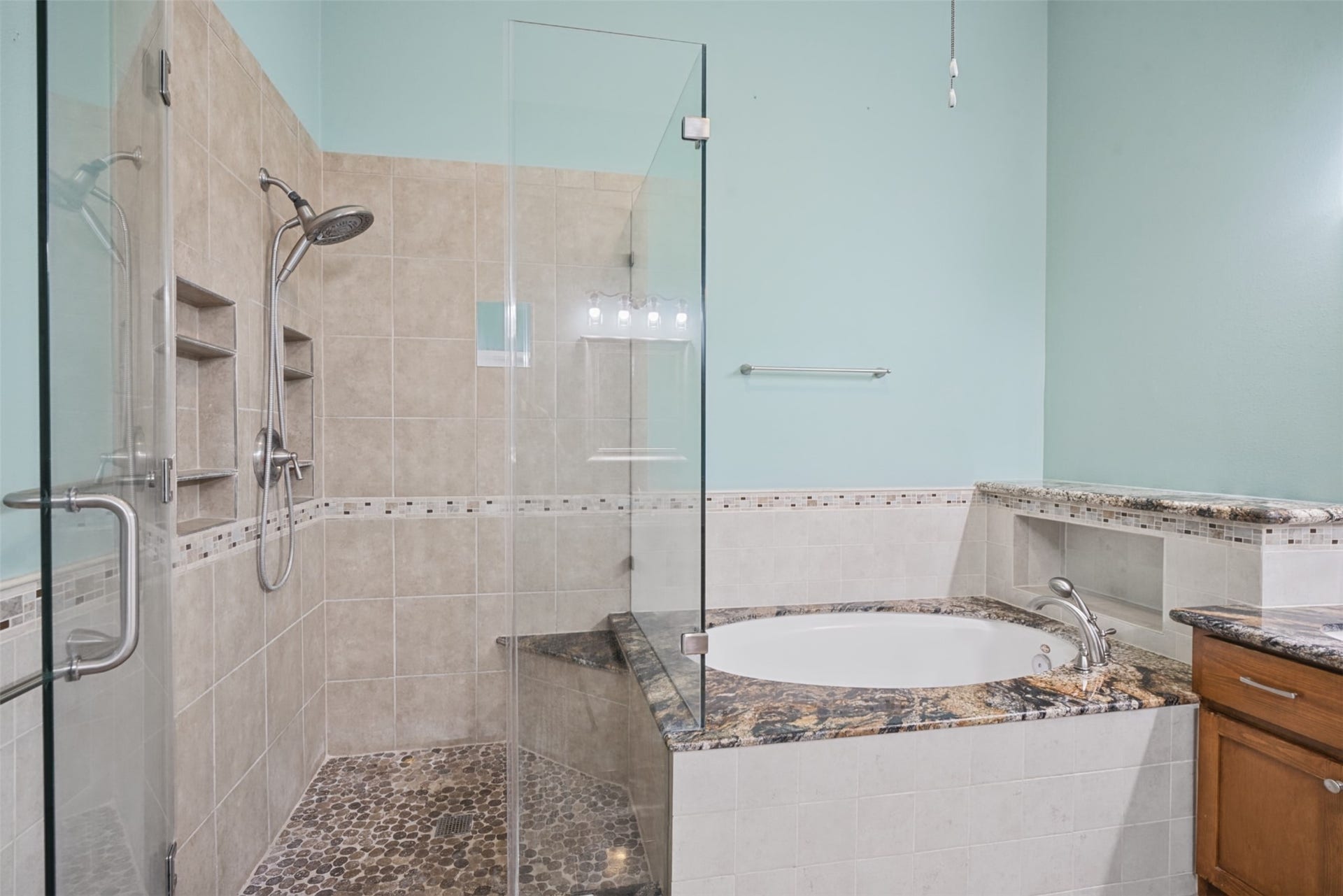 116 N Acacia Park Circle, The Woodlands, TX 77832 116 N Acacia Park Circle, The Woodlands, TX 77832