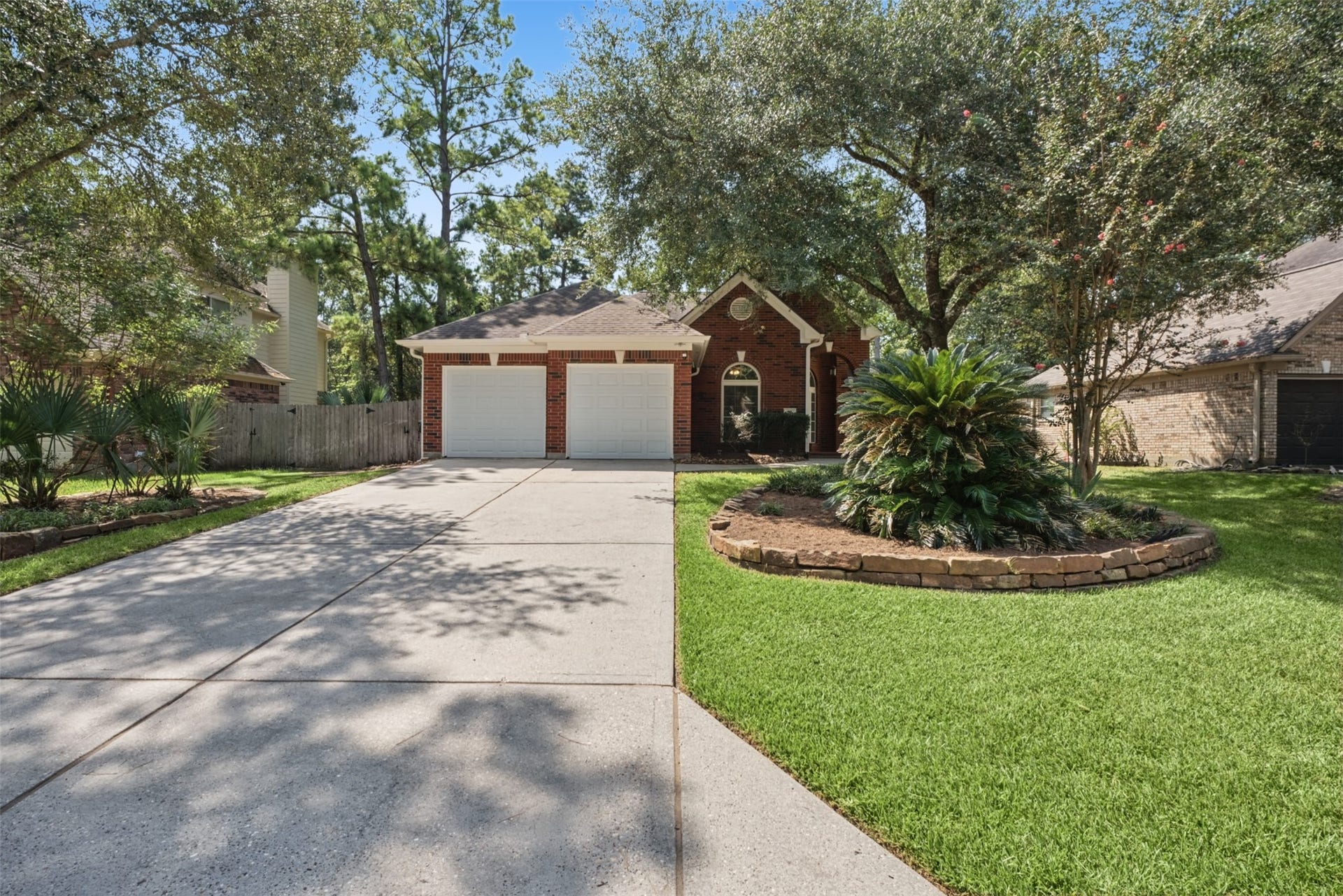 116 N Acacia Park Circle, The Woodlands, TX 77832 116 N Acacia Park Circle, The Woodlands, TX 77832