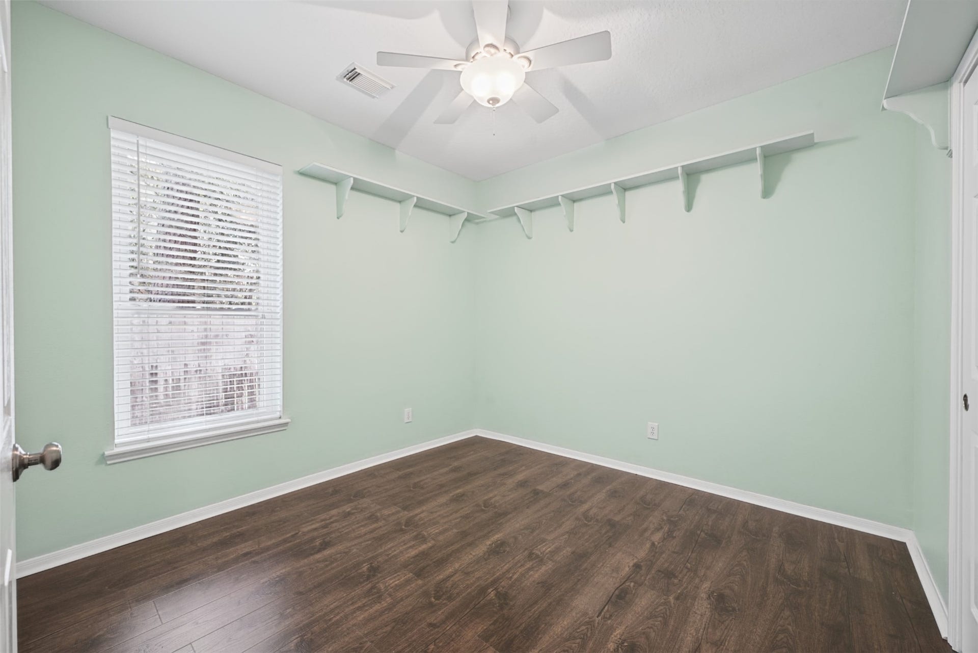 116 N Acacia Park Circle, The Woodlands, TX 77832 116 N Acacia Park Circle, The Woodlands, TX 77832
