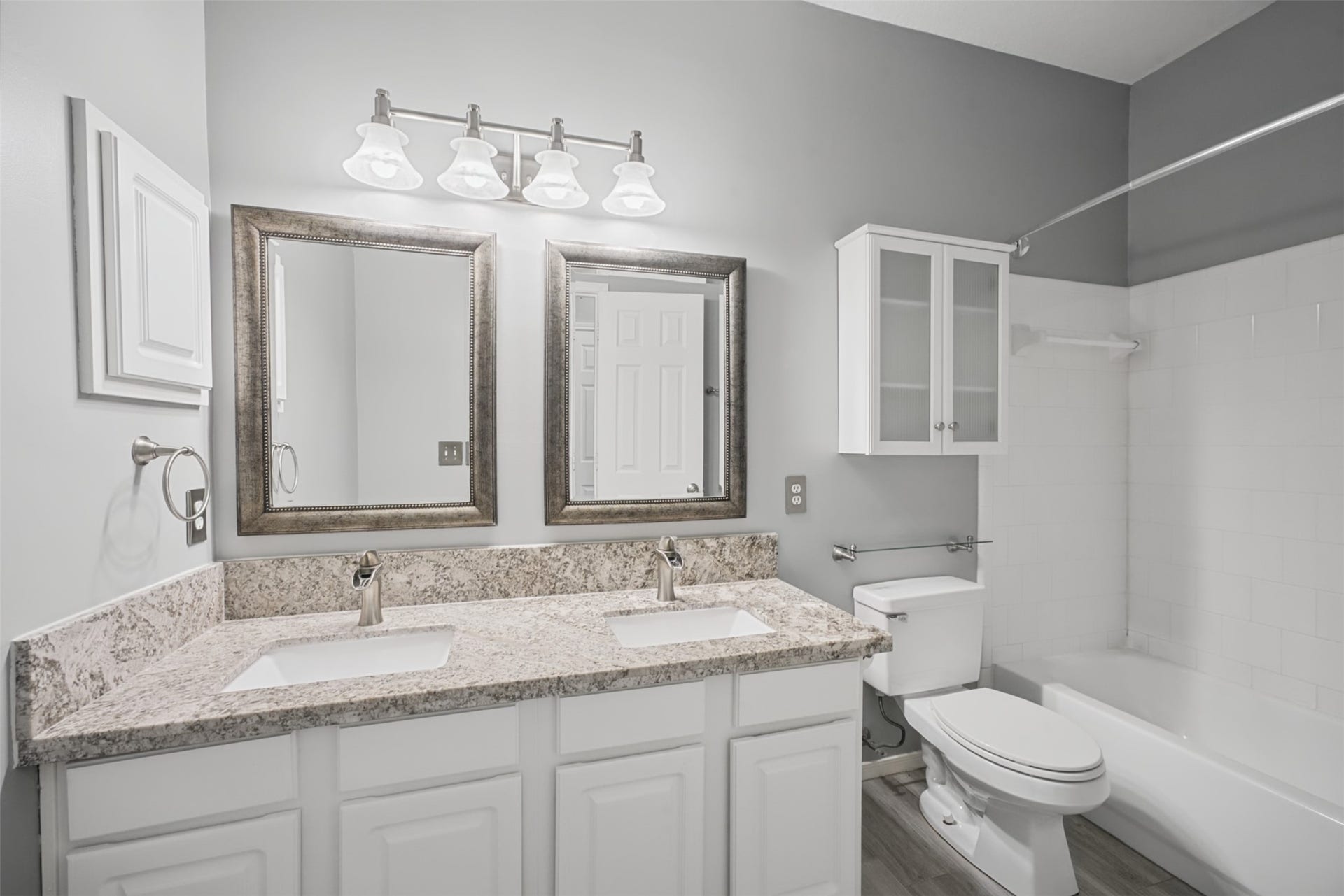 116 N Acacia Park Circle, The Woodlands, TX 77832 116 N Acacia Park Circle, The Woodlands, TX 77832