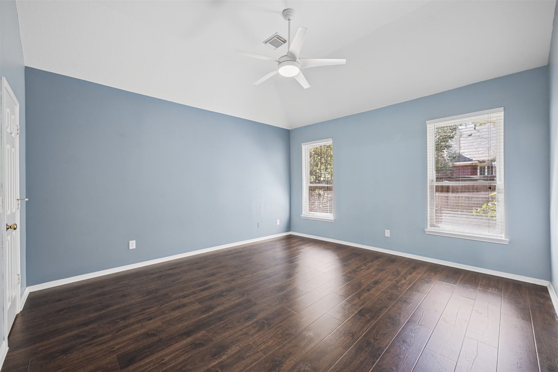 116 N Acacia Park Circle, The Woodlands, TX 77832 116 N Acacia Park Circle, The Woodlands, TX 77832