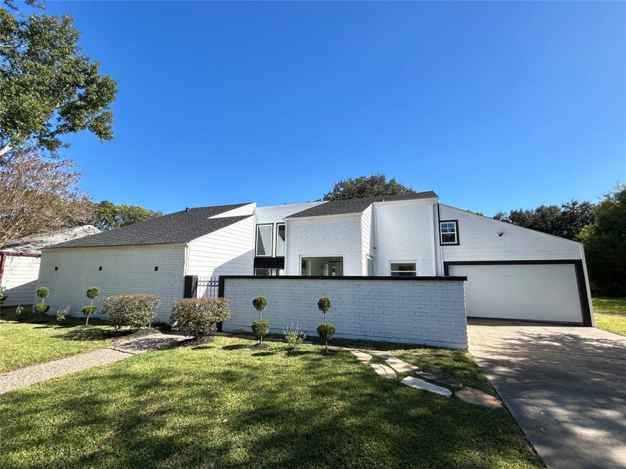Property photo for 11923 Riverview Drive, Houston, TX