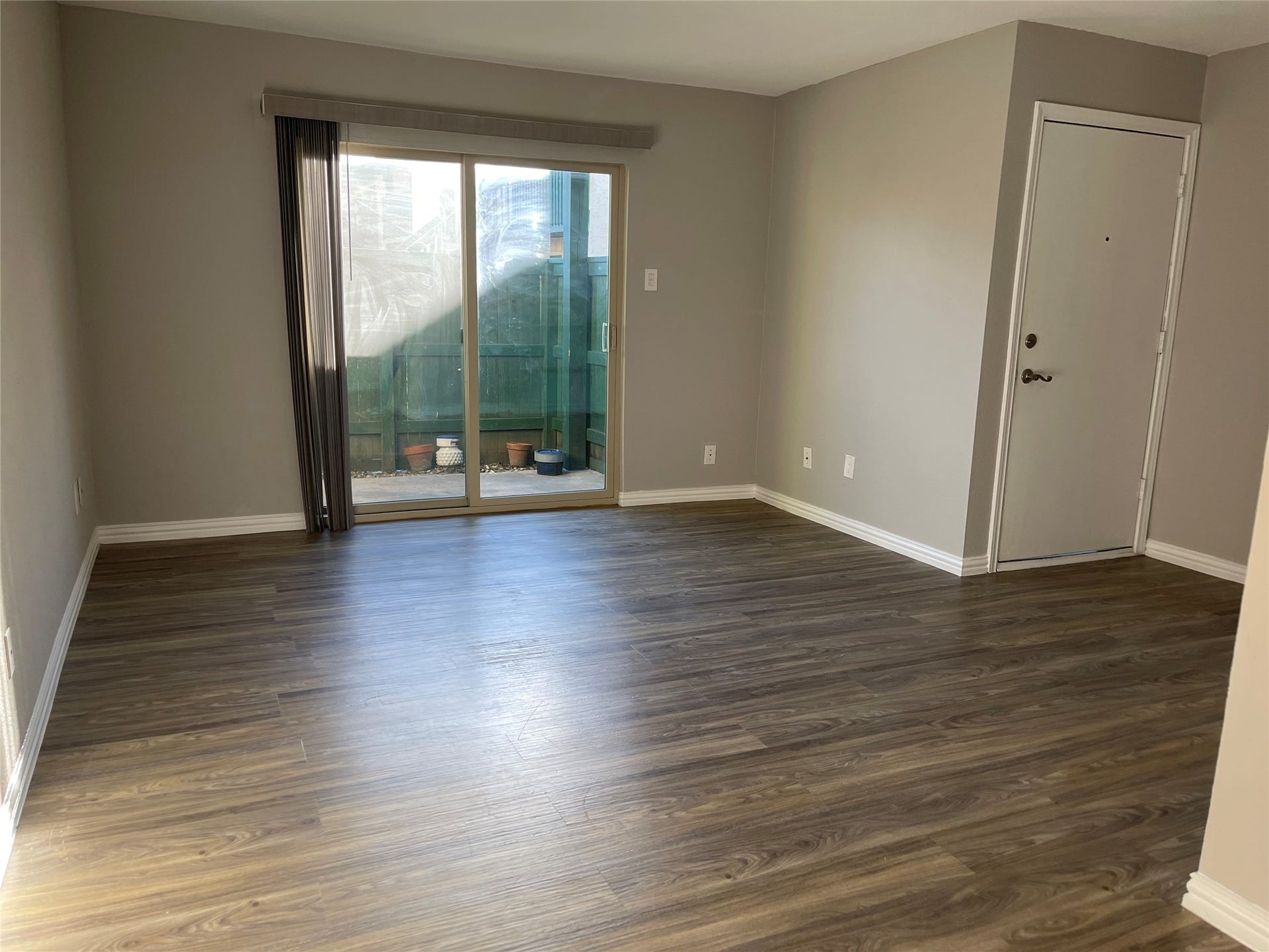 1516 Bay Area Boulevard, #F5, Houston, TX 77058