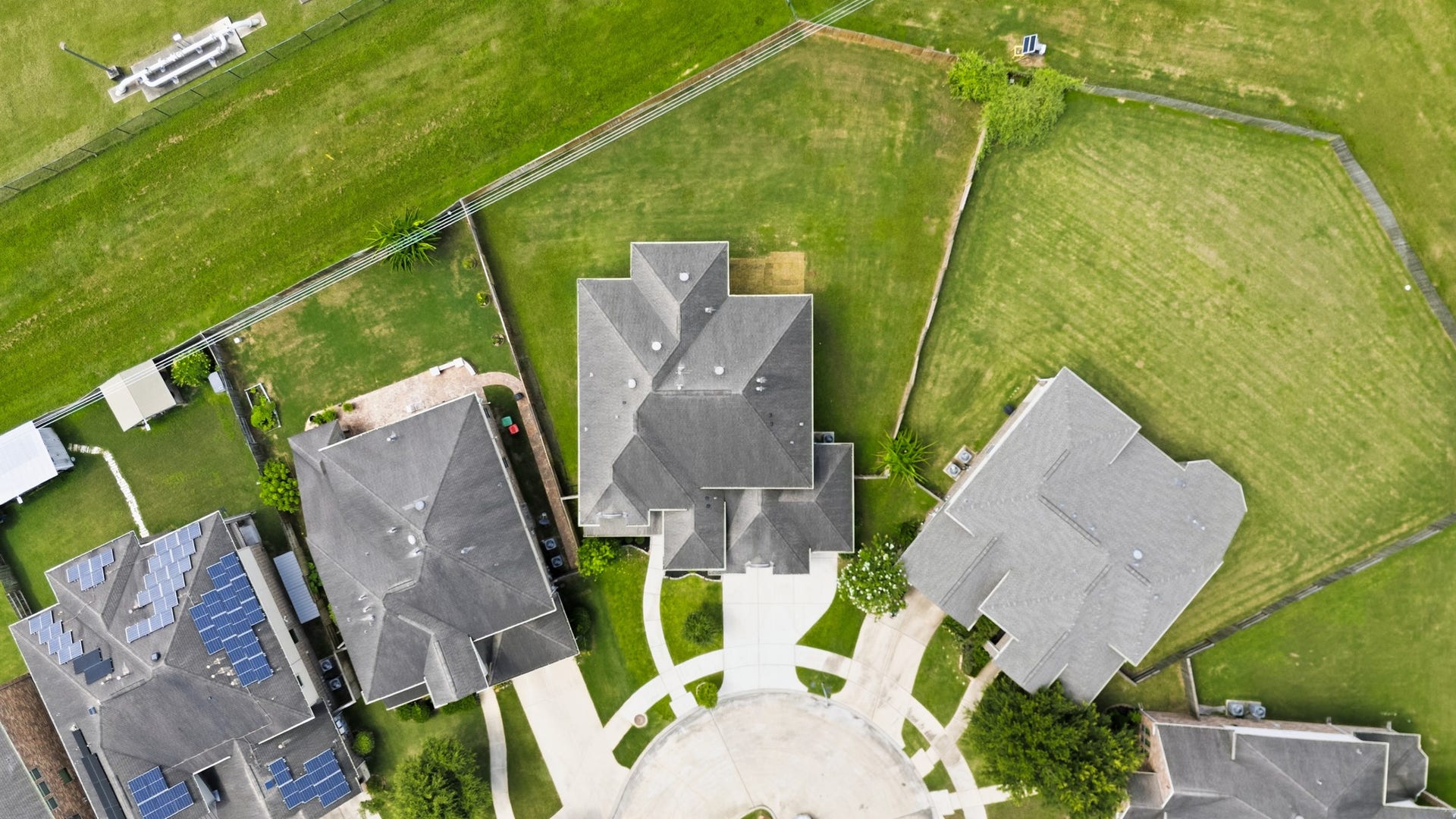 6639 Brady Springs Lane, Sugar Land, TX 77479 6639 Brady Springs Lane, Sugar Land, TX 77479