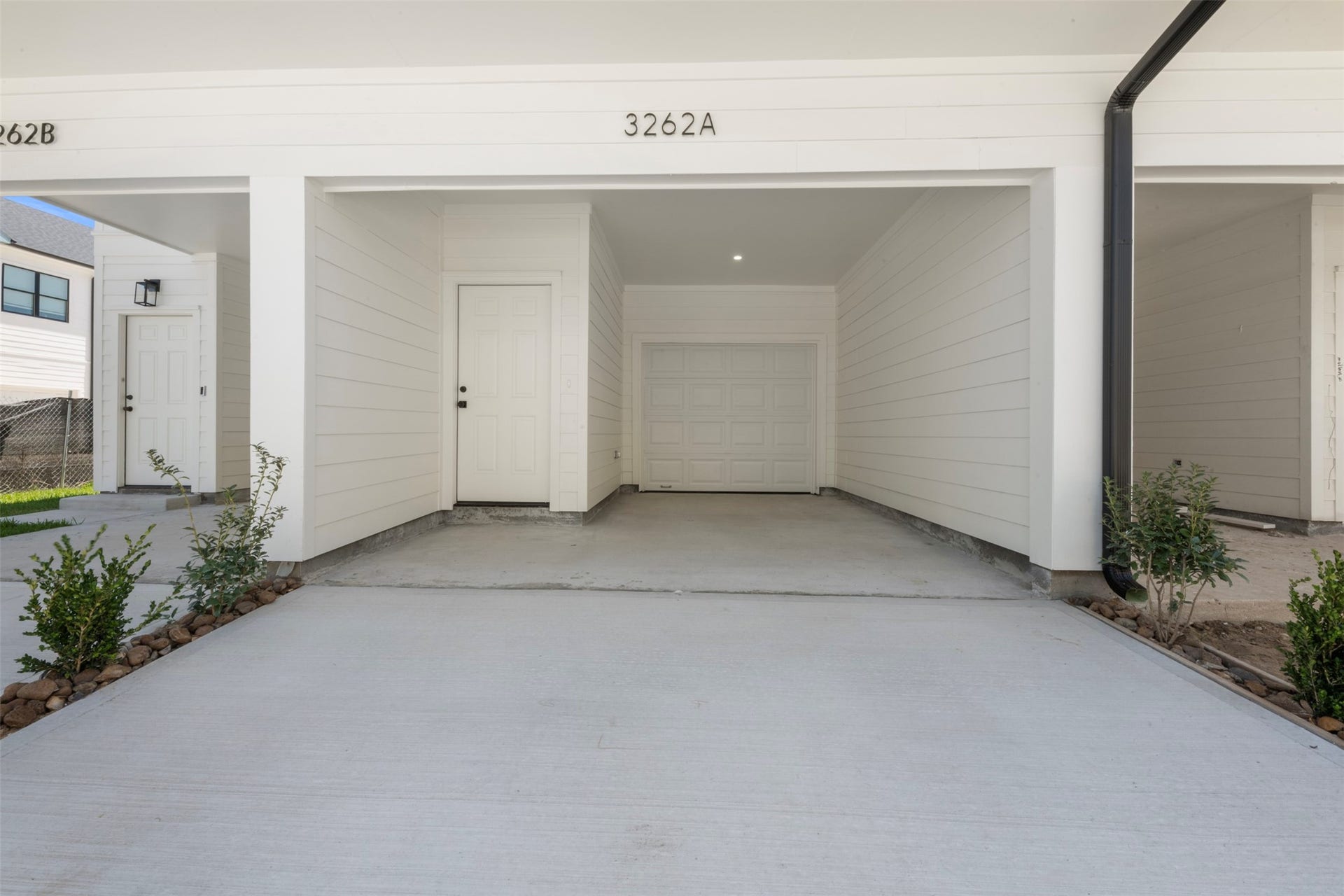 Photos are representation of a similar property in another location by the same builder.