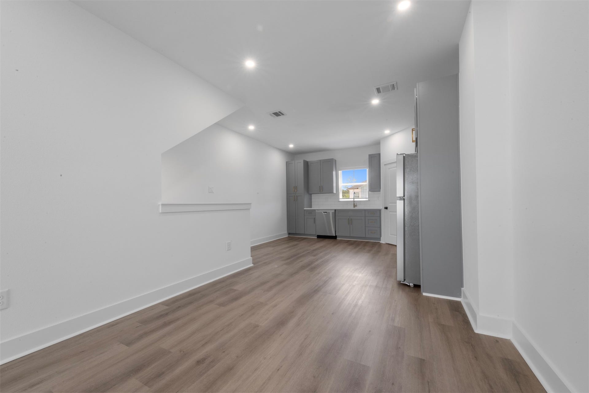 Photos are representation of a similar property in another location by the same builder.