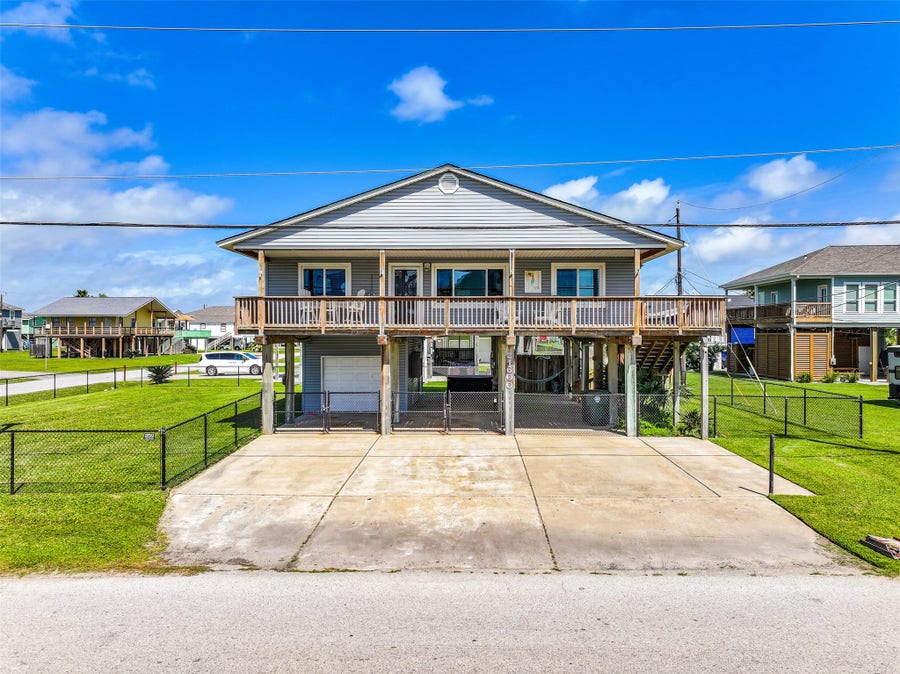 Property photo for 21600 Zachary Drive, Galveston, TX