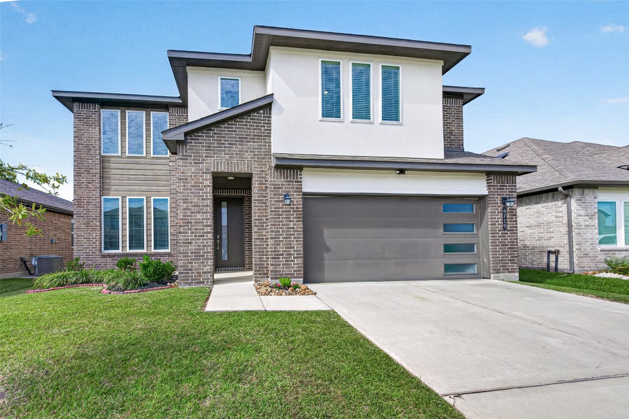 Property photo for 4719 Torcello Falls Lane, Katy, TX