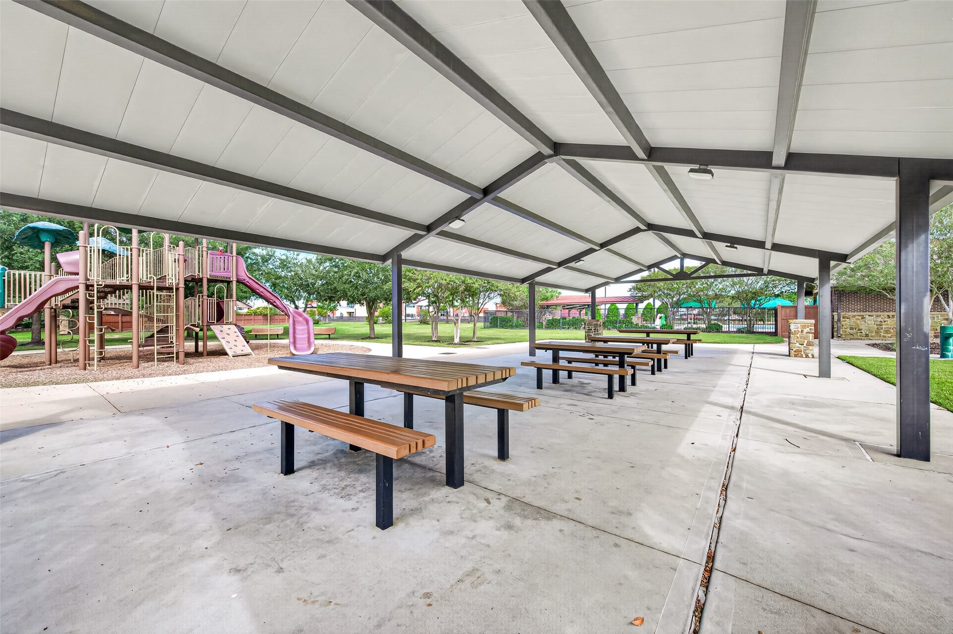 4719 Torcello Falls Lane, Katy, TX 77449 Ventana Lakes amenity