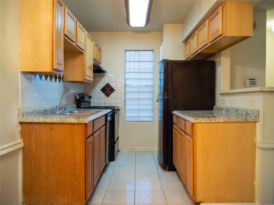 Property photo for 2750 Holly Hall Street, #1009, Houston, TX