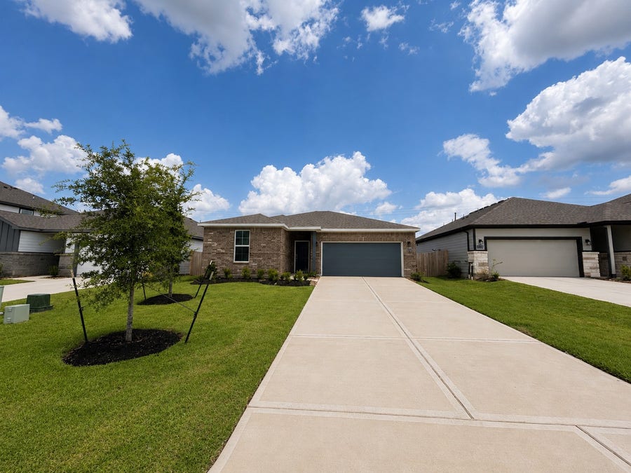 Property photo for 25436 Blossom Court, Magnolia, TX
