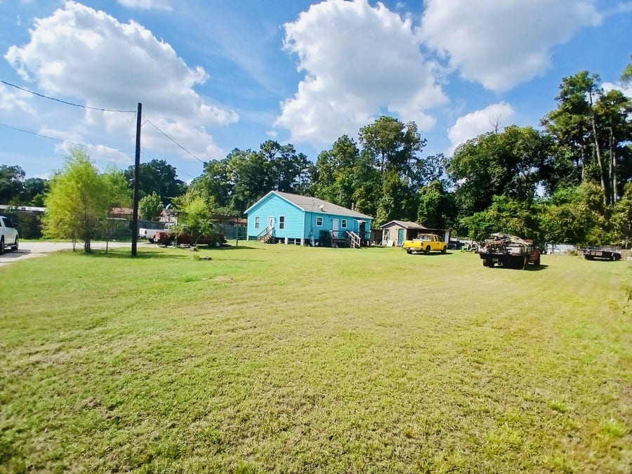 Property photo for 21201 South Street, New Caney, TX