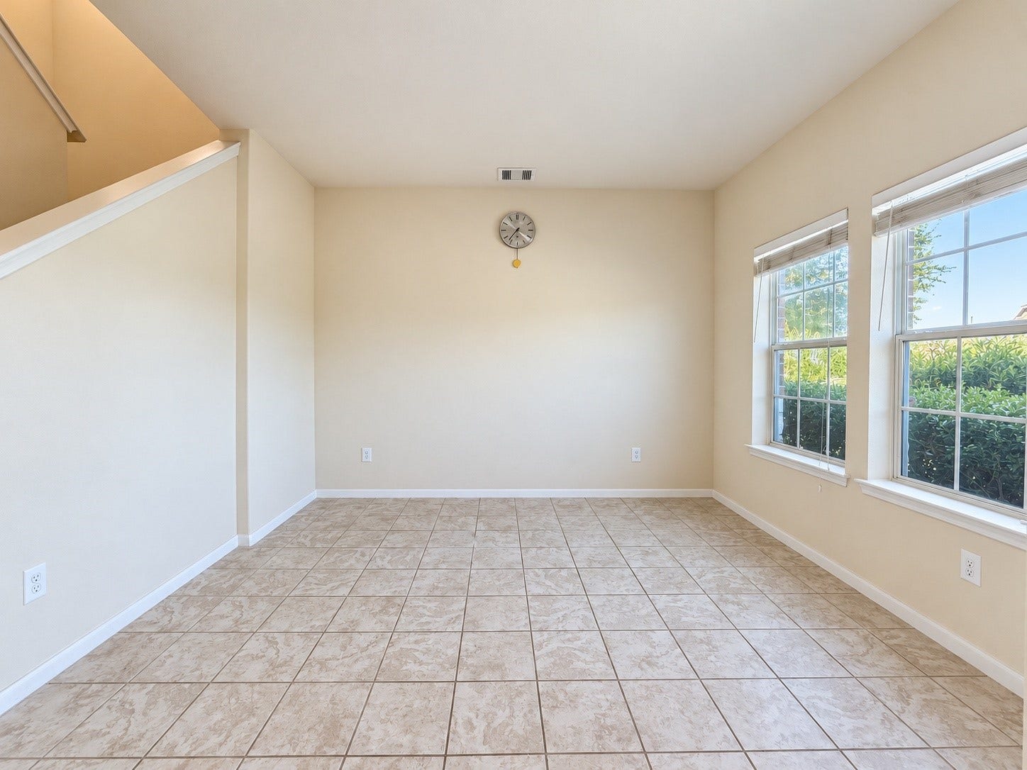 7510 Pavilion Drive, Houston, TX 77083 Office/Study area